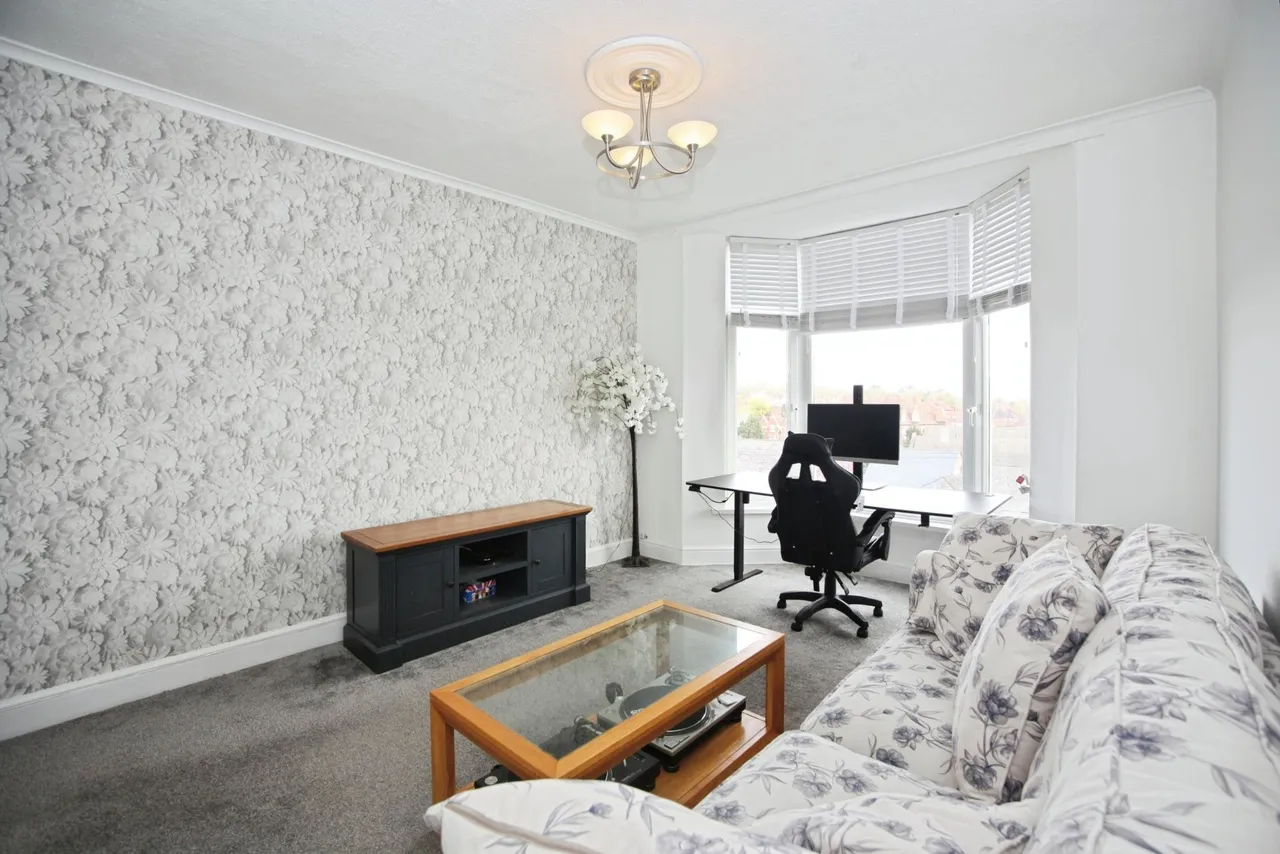 Ombersley Road, Newport, NP20, photo 12
