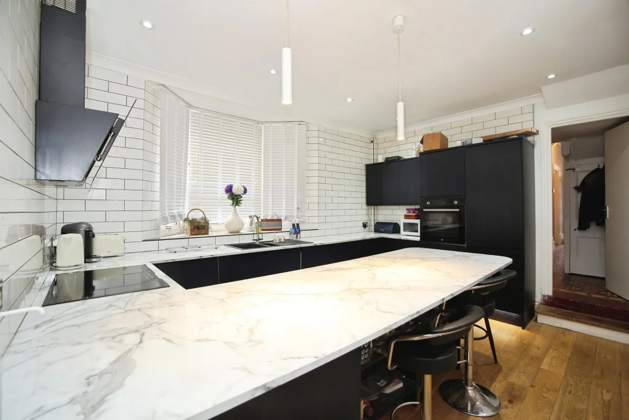 Ombersley Road, Newport, NP20, photo 9