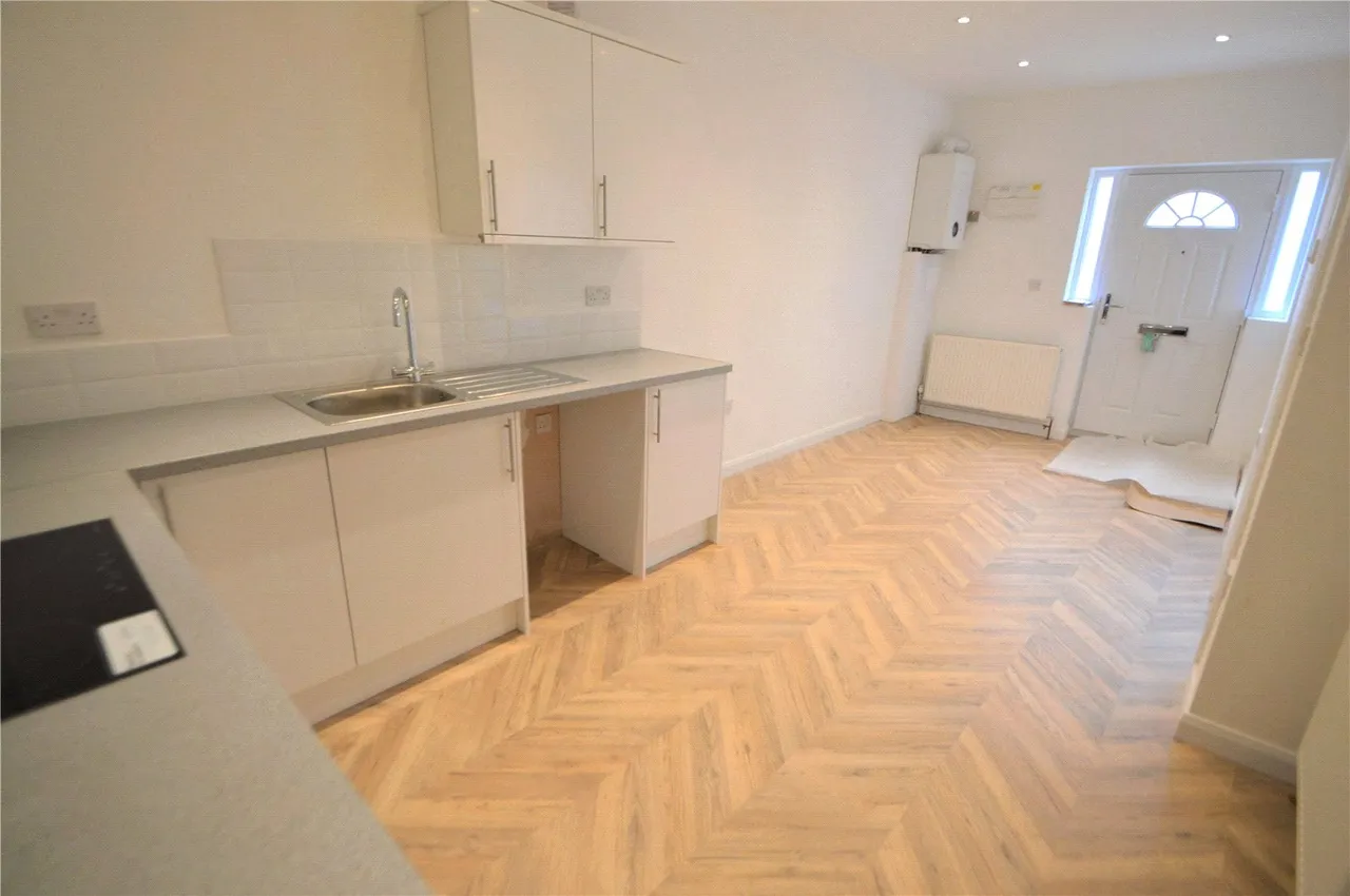Brighton Road, South Croydon, CR2, photo 7