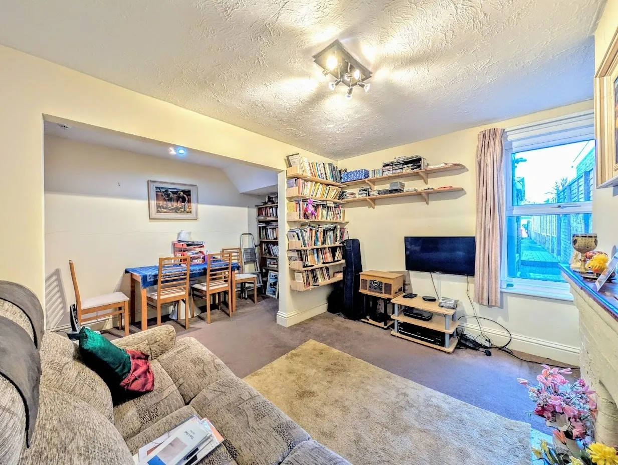 Pier Road, LITTLEHAMPTON, photo 4