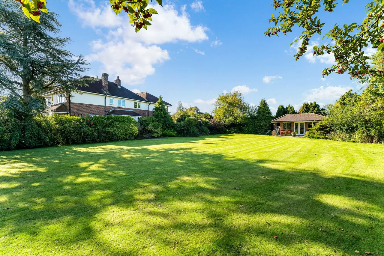 Glazebrook Lane, Glazebrook, Warrington, Warrington, WA3 5AY, photo 51