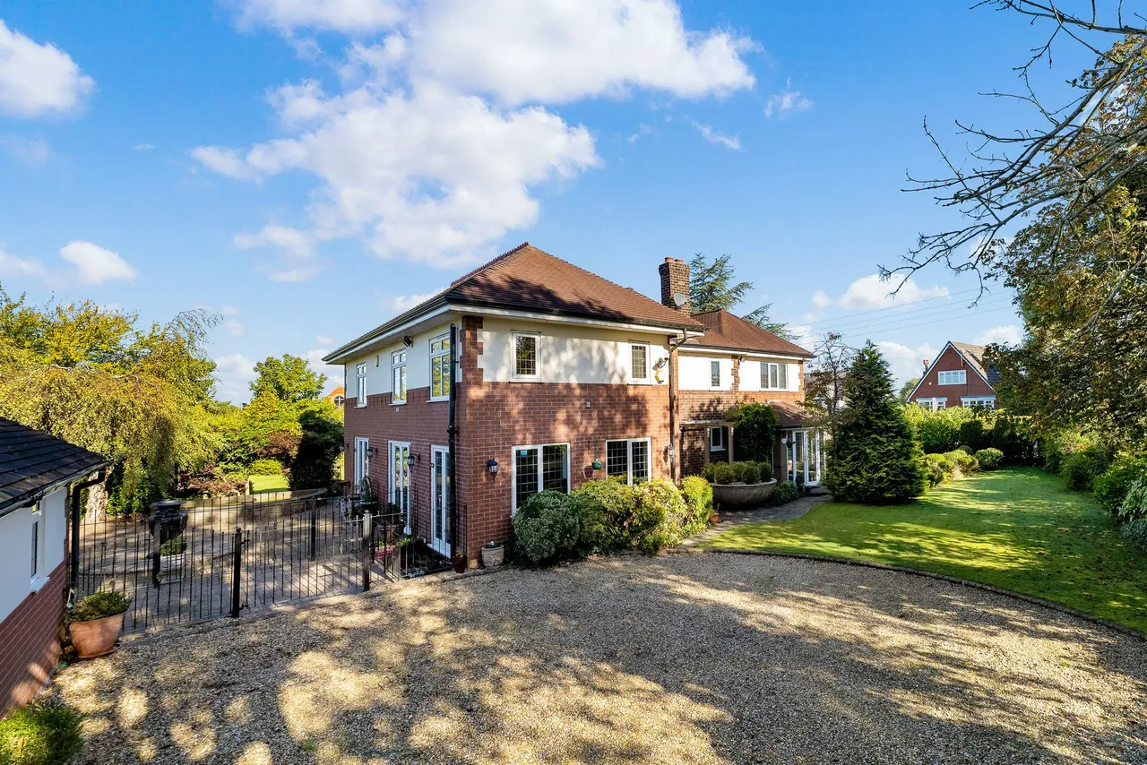 Glazebrook Lane, Glazebrook, Warrington, Warrington, WA3 5AY, photo 39
