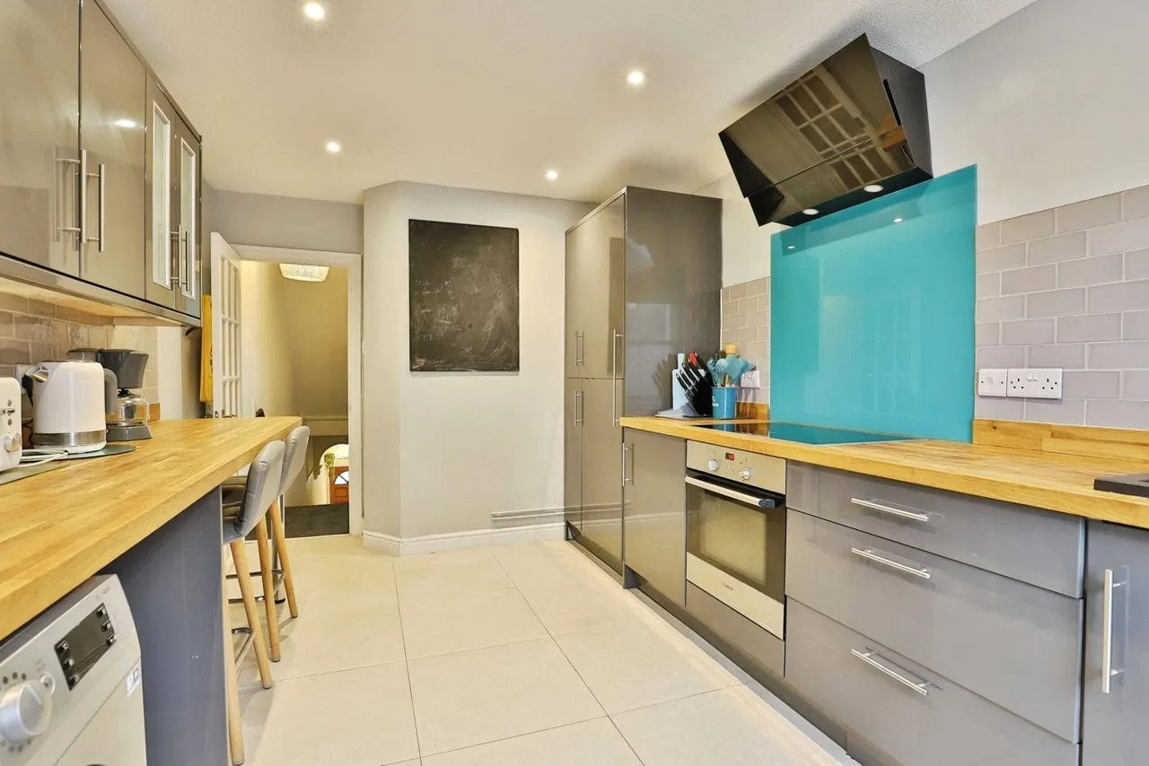 Commercial Road, Ashley Cross, BH14, photo 10