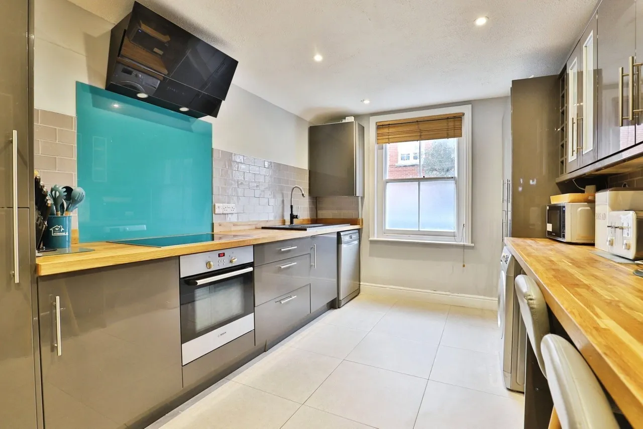 Commercial Road, Ashley Cross, BH14, photo 9