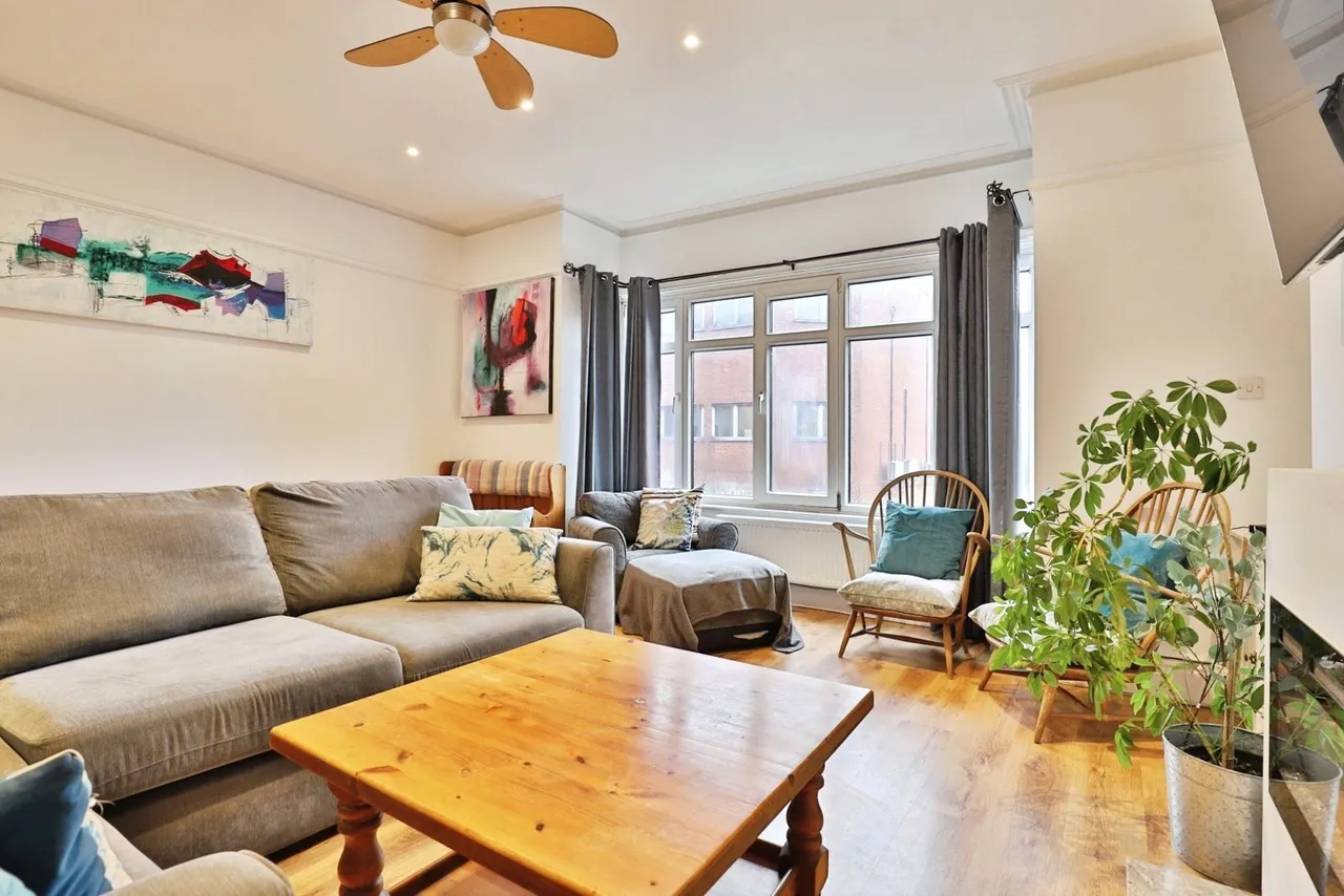 Commercial Road, Ashley Cross, BH14, photo 2