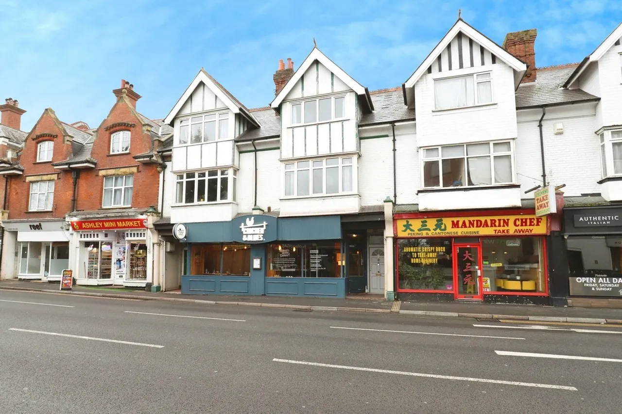 Commercial Road, Ashley Cross, BH14, photo 8
