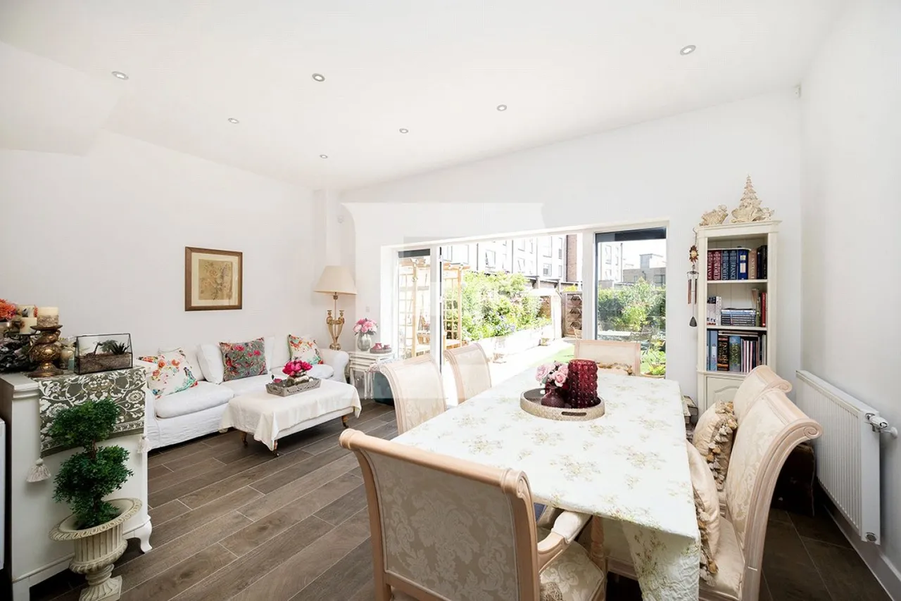 4 bed house for sale, Delta Mews, Mill Hill, NW7