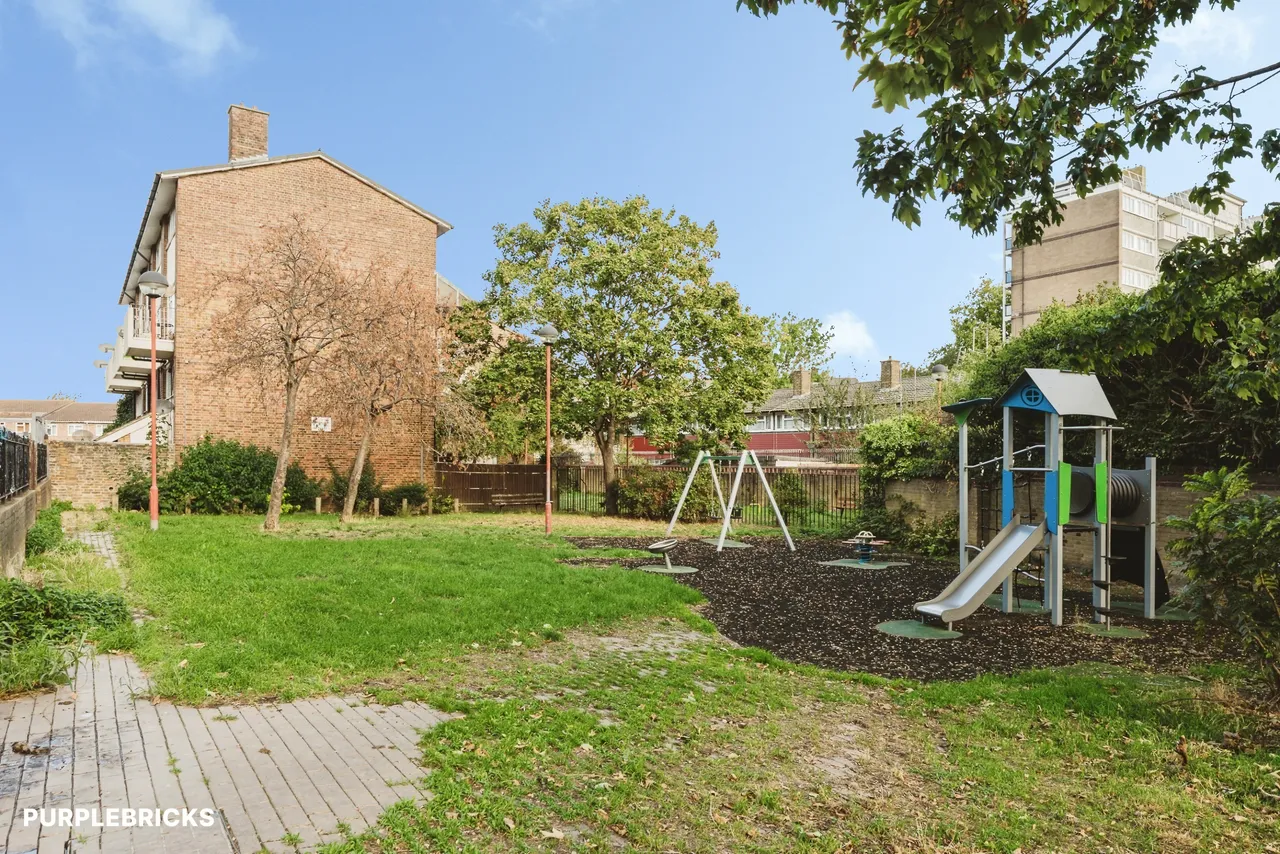 Ordnance Road, London, E16, photo 20