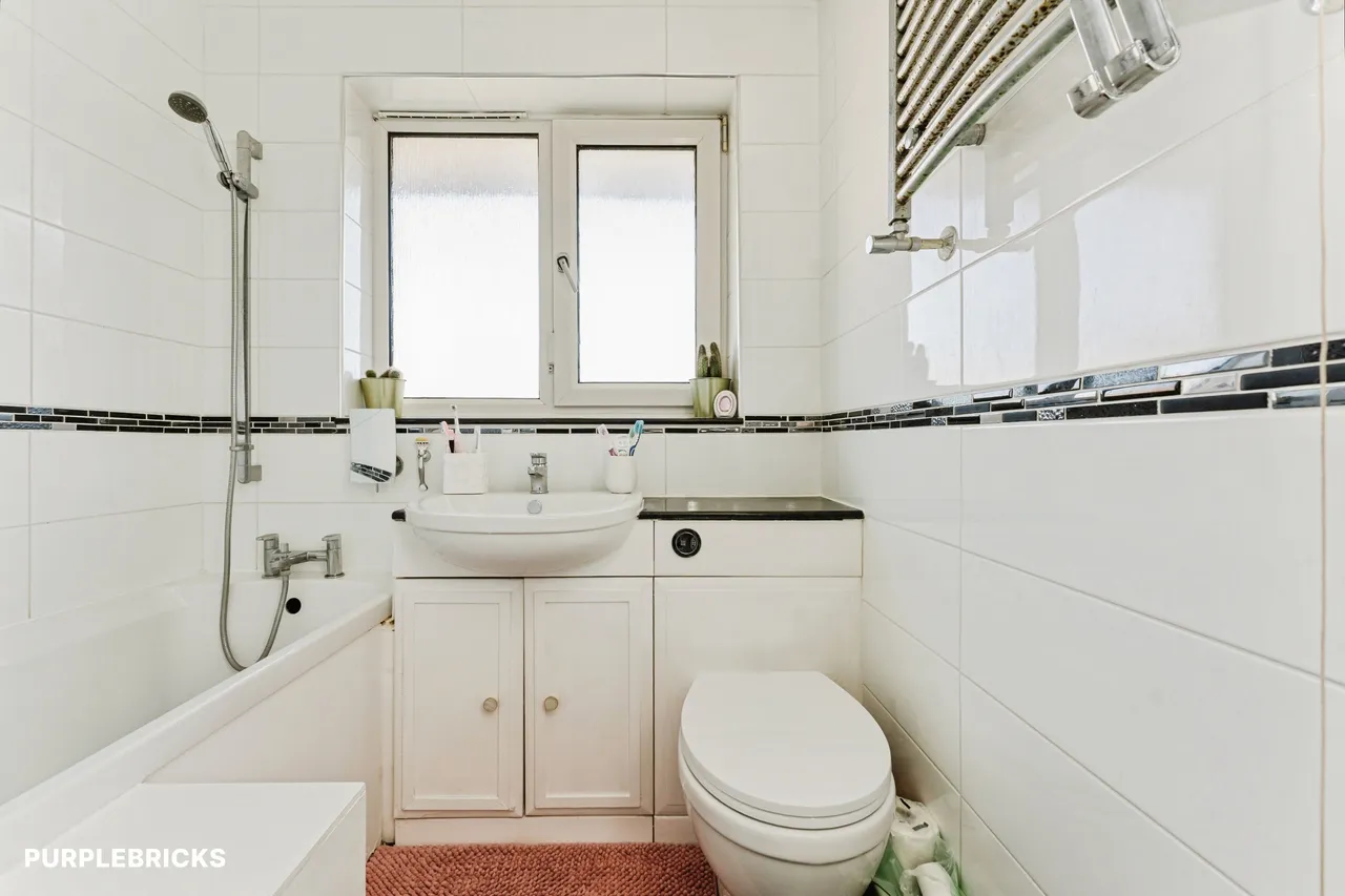 Ordnance Road, London, E16, photo 12