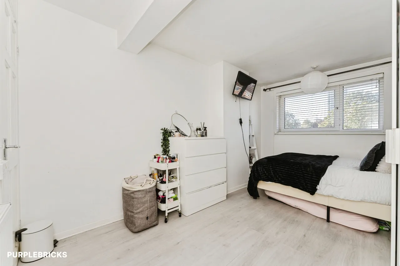 Ordnance Road, London, E16, photo 14