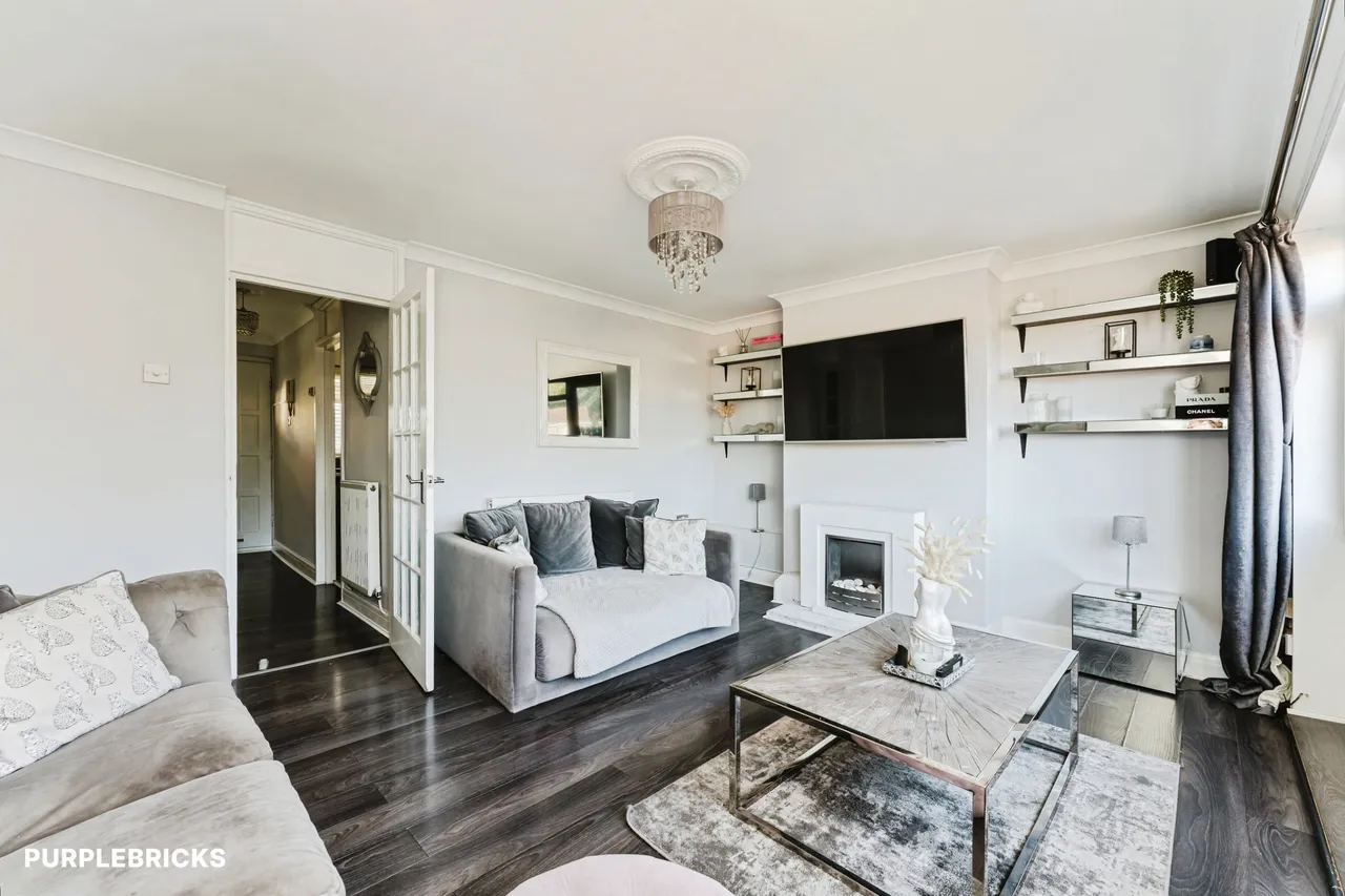 Ordnance Road, London, E16, photo 8