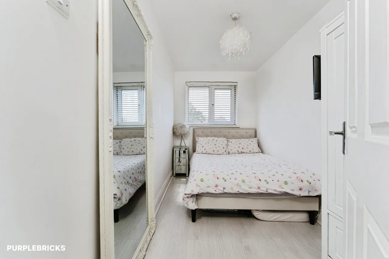 Ordnance Road, London, E16, photo 16