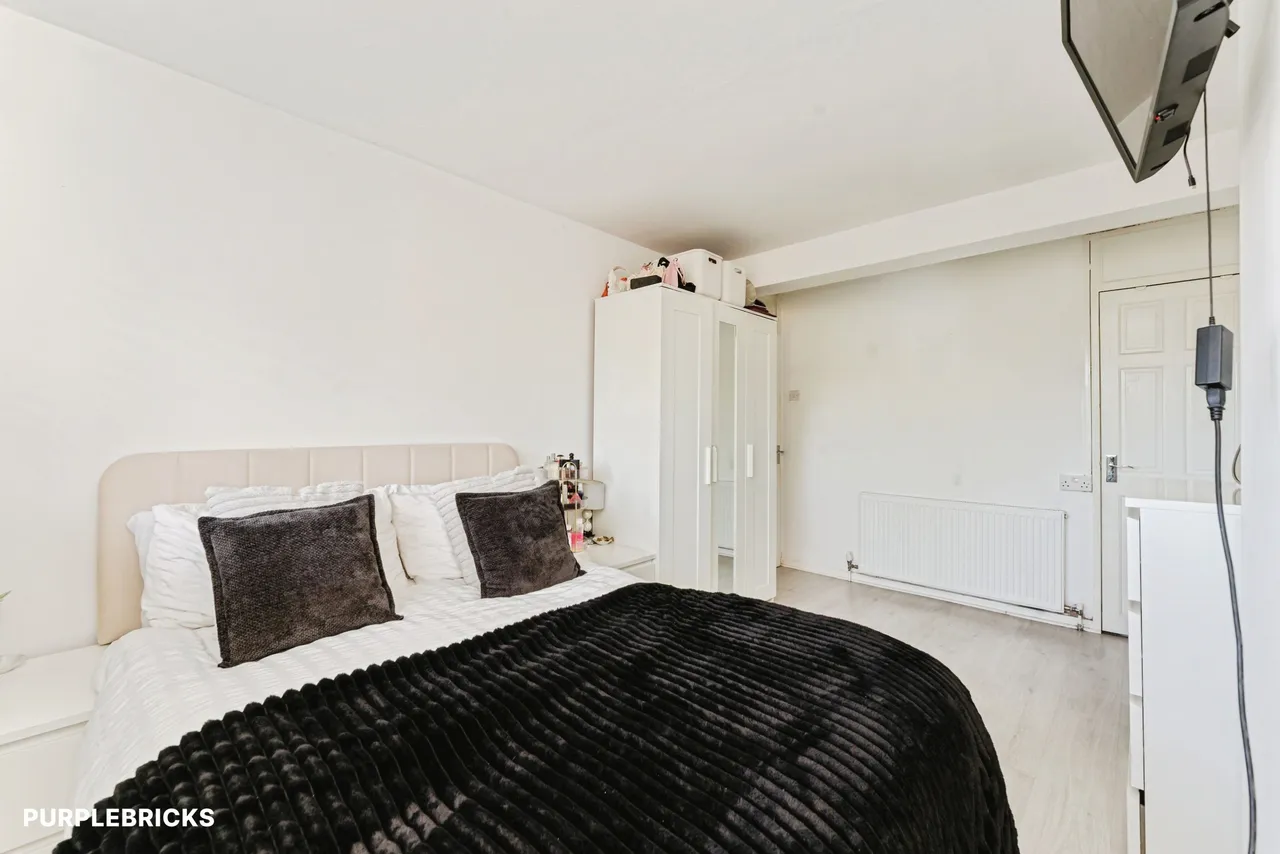 Ordnance Road, London, E16, photo 15