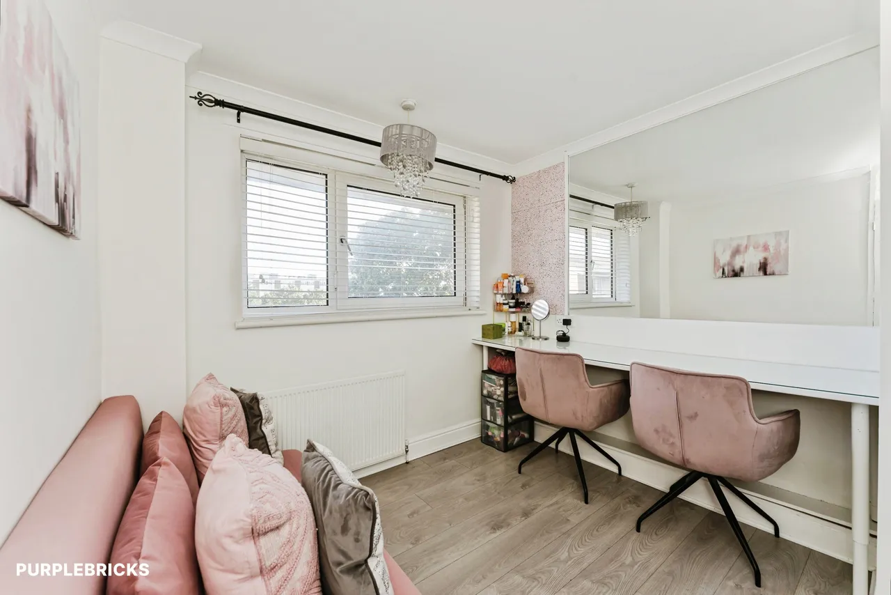 Ordnance Road, London, E16, photo 19