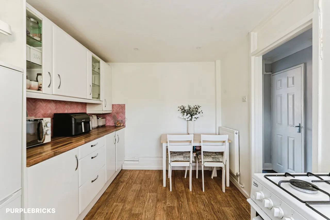 Ordnance Road, London, E16, photo 3