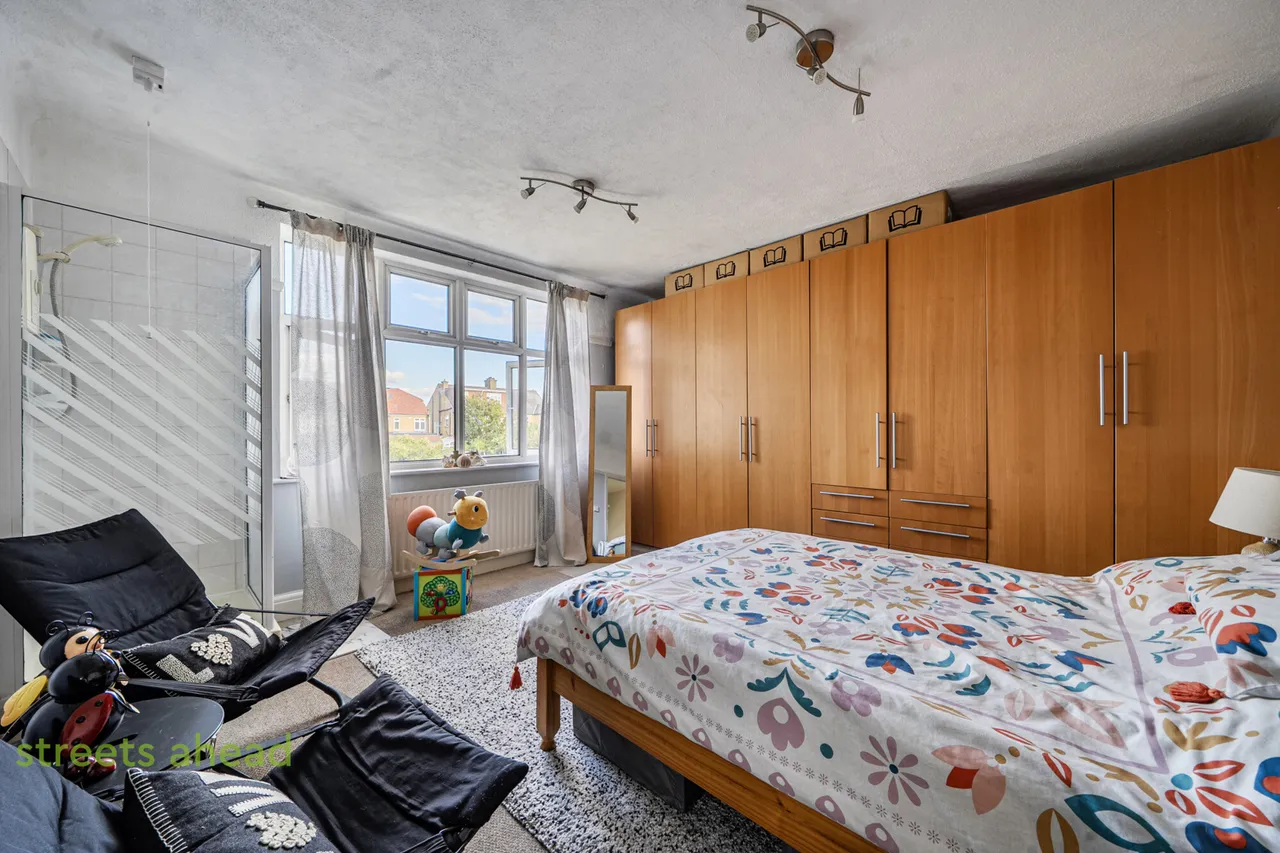 Whitethorn Gardens, Croydon, CR0, photo 9