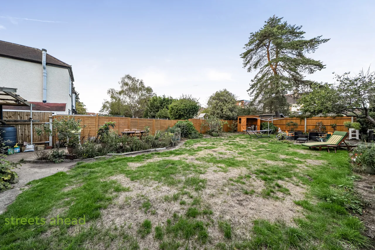 Whitethorn Gardens, Croydon, CR0, photo 13