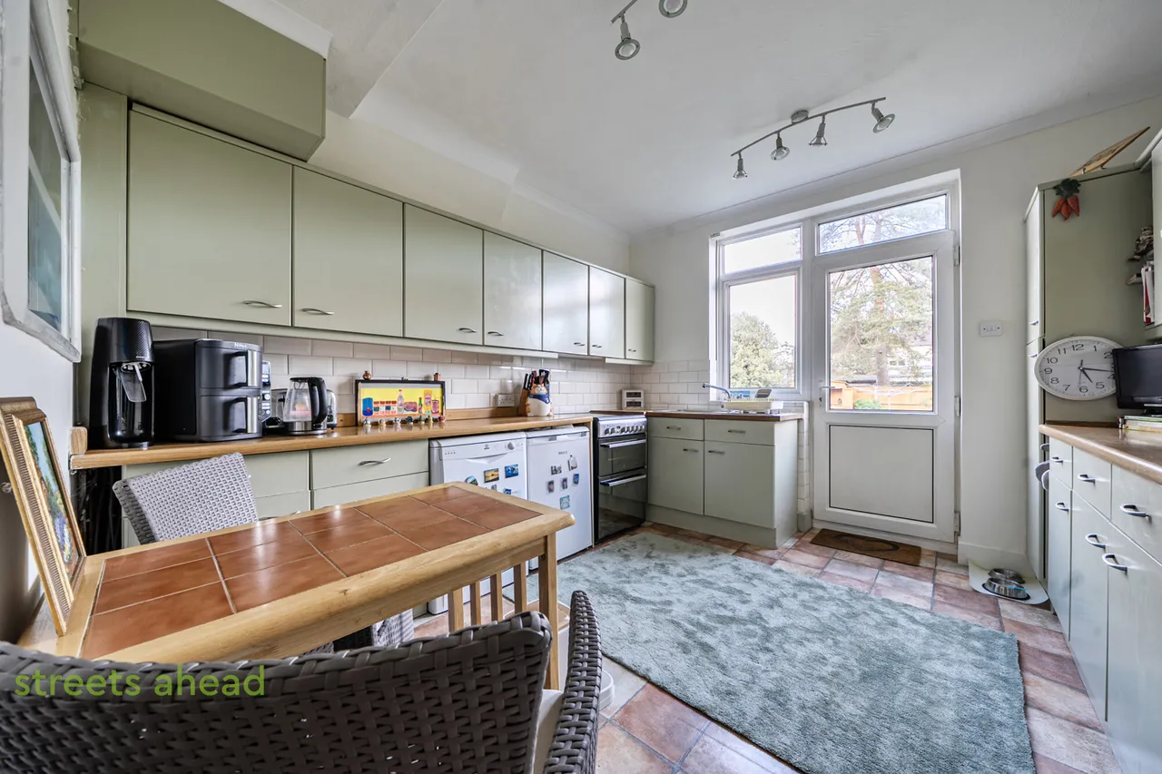 Whitethorn Gardens, Croydon, CR0, photo 5