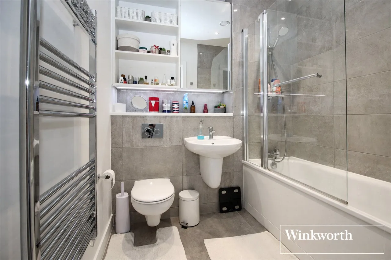 Station Road, Borehamwood, Hertfordshire, WD6, photo 11