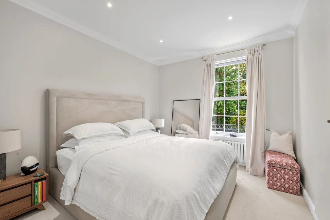 Southlands Drive, London, SW19, photo 11