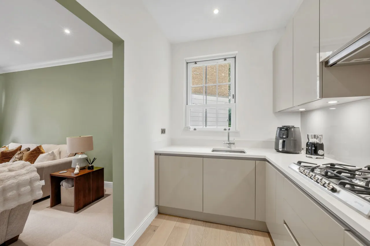 Southlands Drive, London, SW19, photo 9