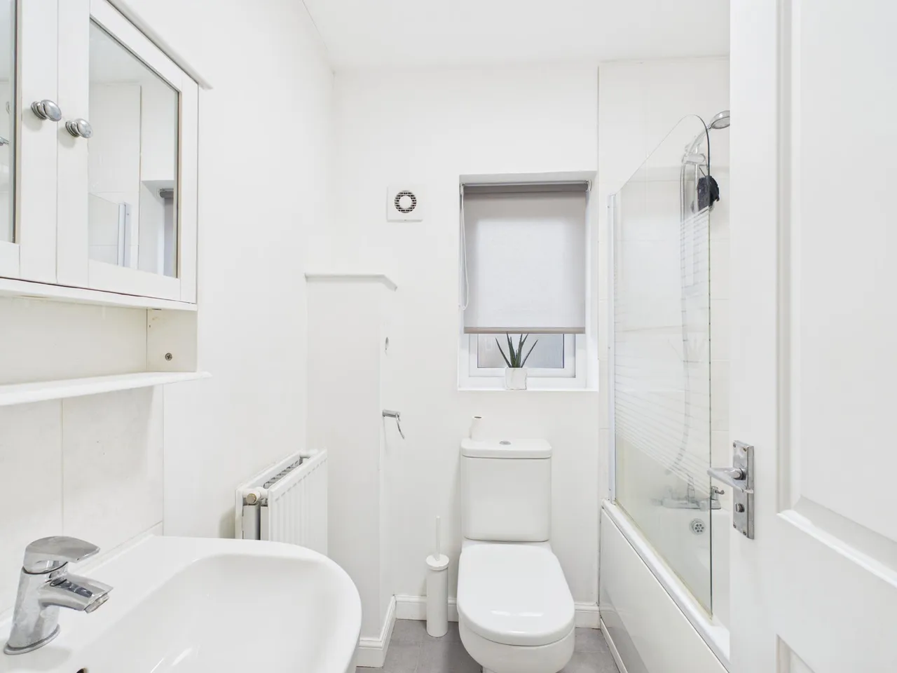 Heol Gruffydd, Pontypridd, CF37, photo 15