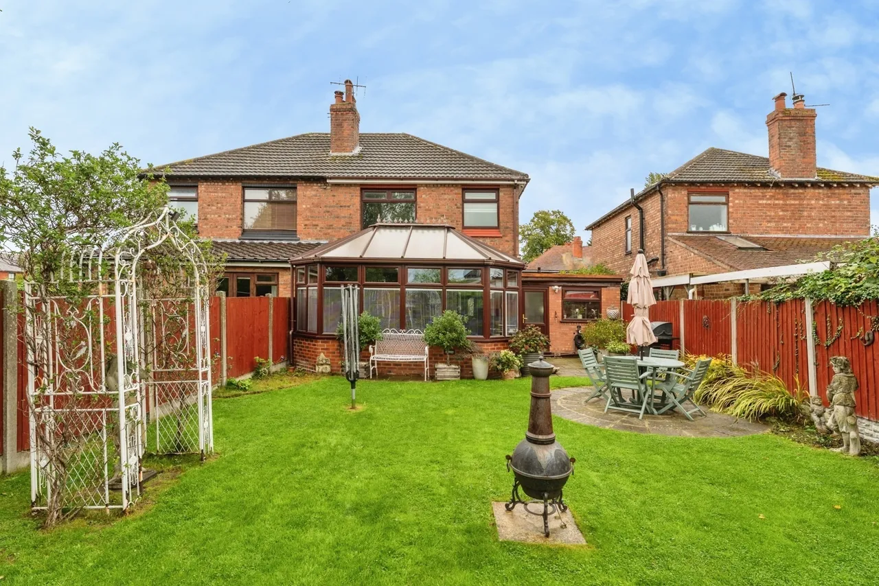 Windsor Drive, Whitby, CH65, photo 15