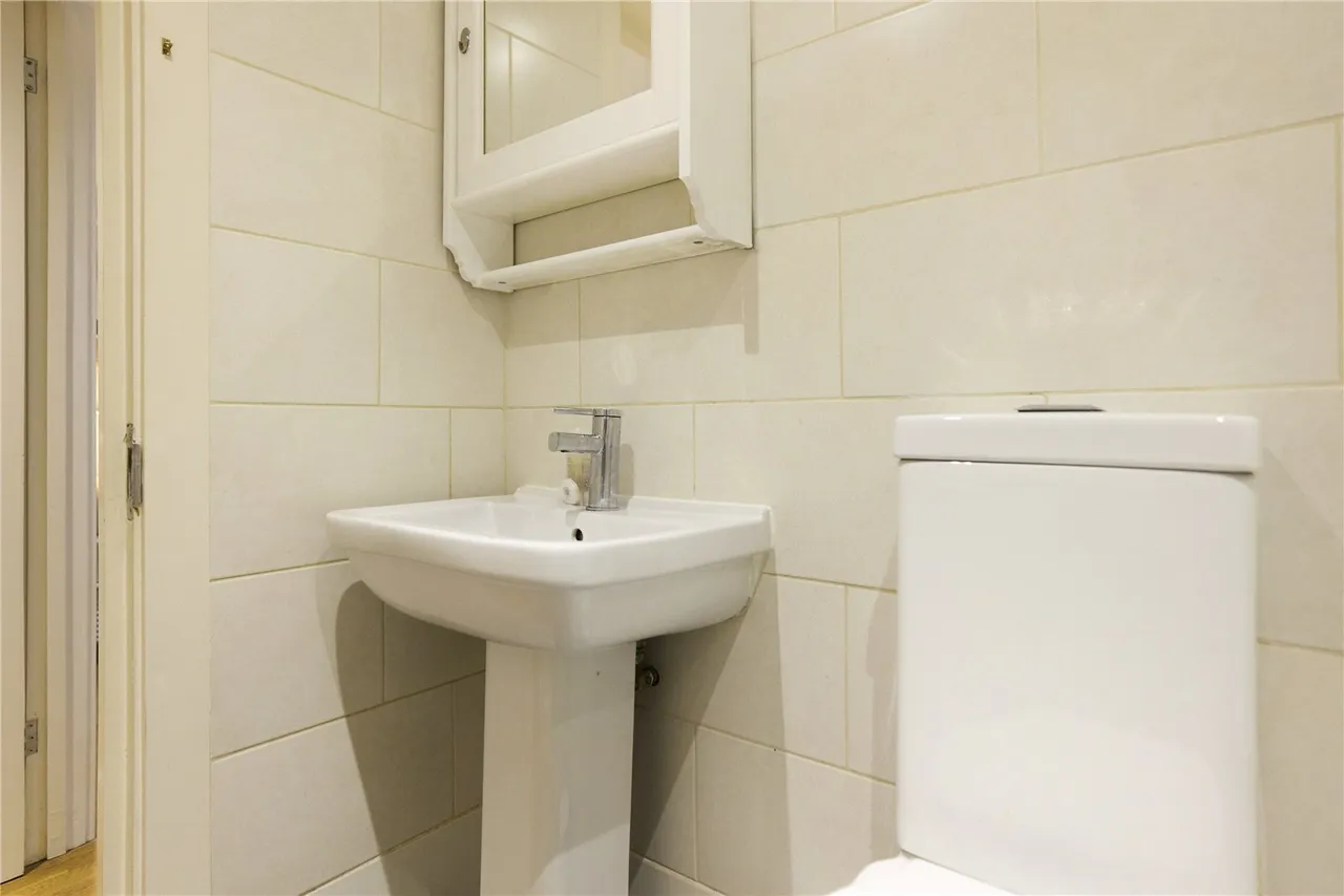 Mildenhall Road, London, E5, photo 27