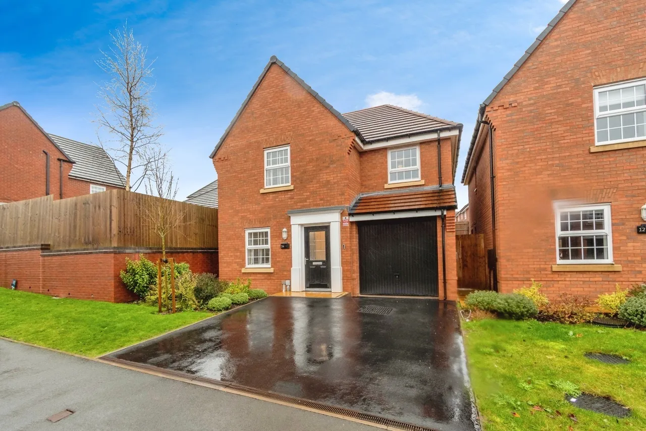 Tomkinson Heights, Hednesford, Cannock, Staffordshire, WS12, photo 24