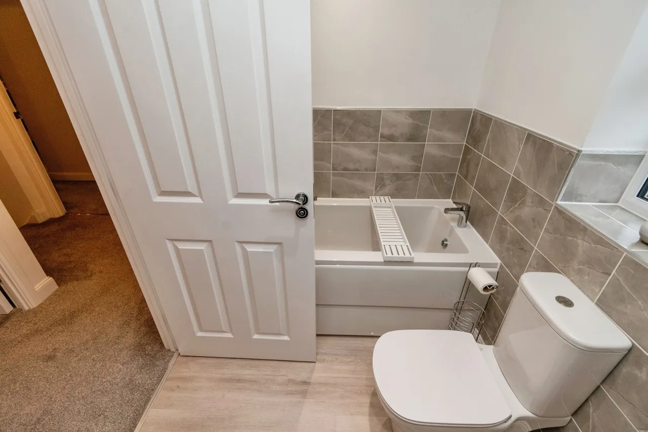 Tomkinson Heights, Hednesford, Cannock, Staffordshire, WS12, photo 20