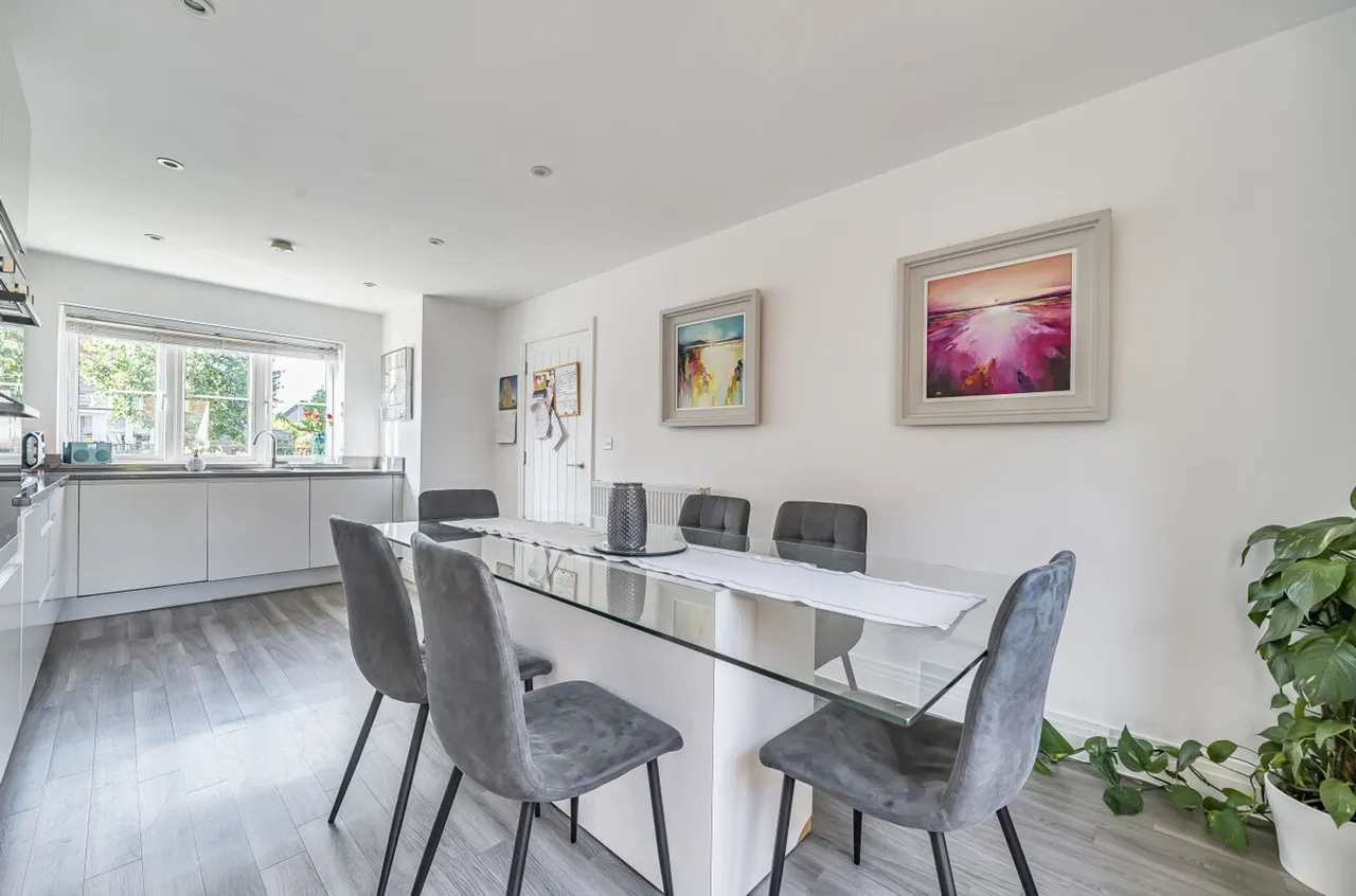Heron Close, Shopwhyke Lakes, PO20, photo 5