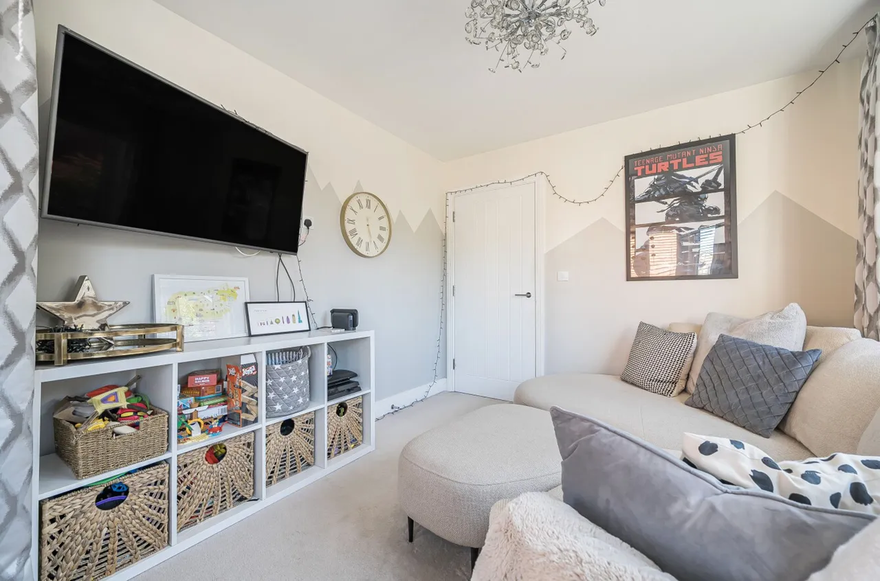 Heron Close, Shopwhyke Lakes, PO20, photo 9