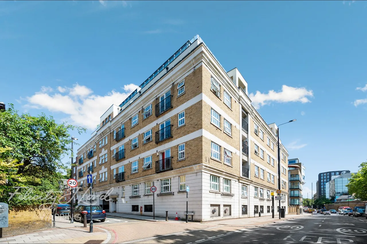 Cartwright Street, Tower Hill, E1, photo 2