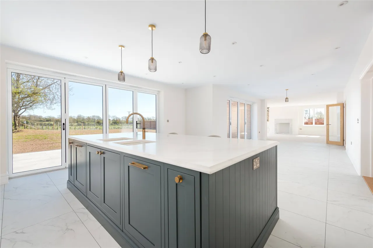 The Street, Kelshall, SG8, photo 6