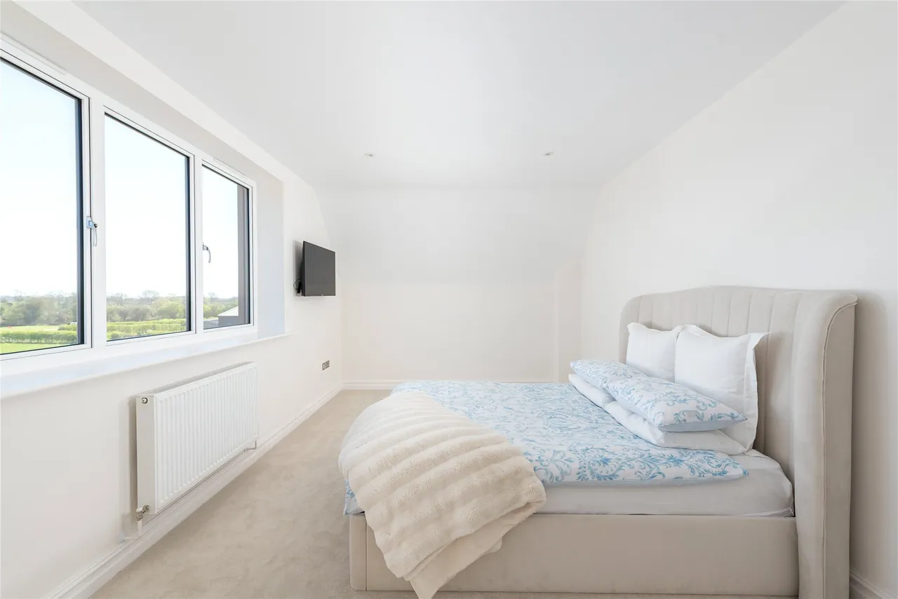 The Street, Kelshall, SG8, photo 10