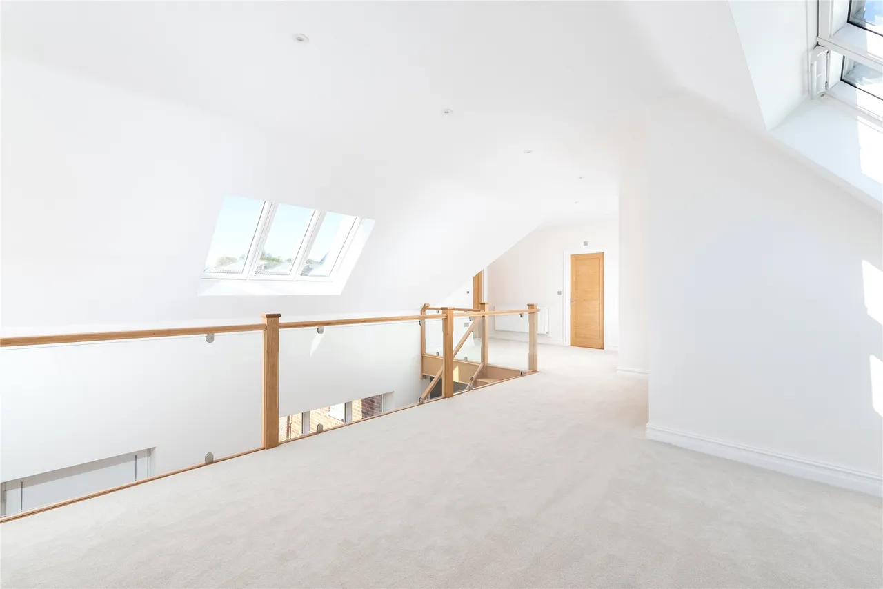 The Street, Kelshall, SG8, photo 9