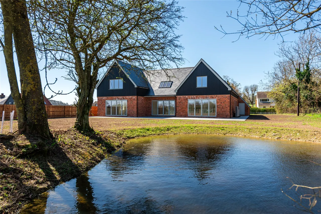 The Street, Kelshall, SG8, photo 17