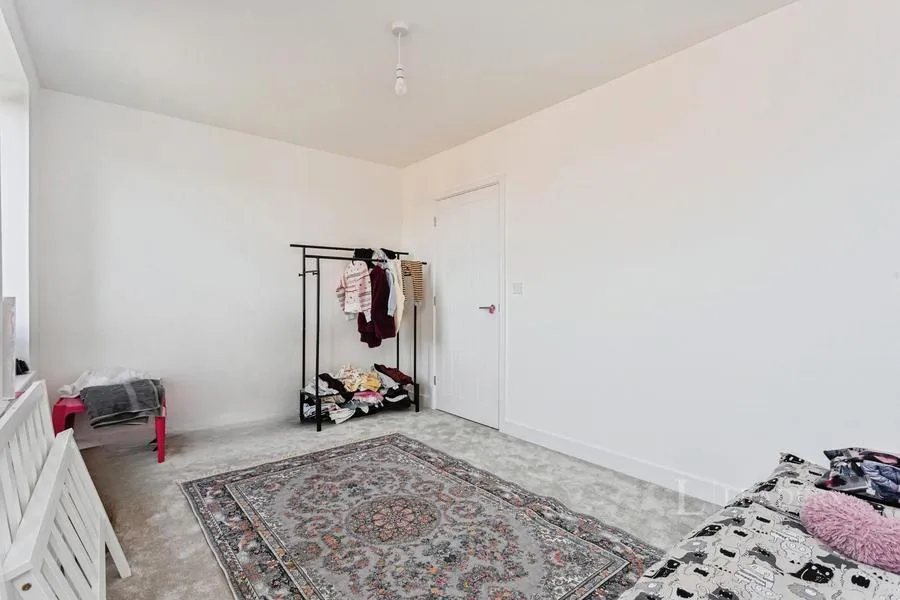 Apricot Crescent, Lindfield, RH16, photo 19