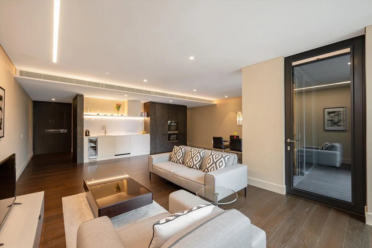 Rathbone Place, London, W1T, photo 3