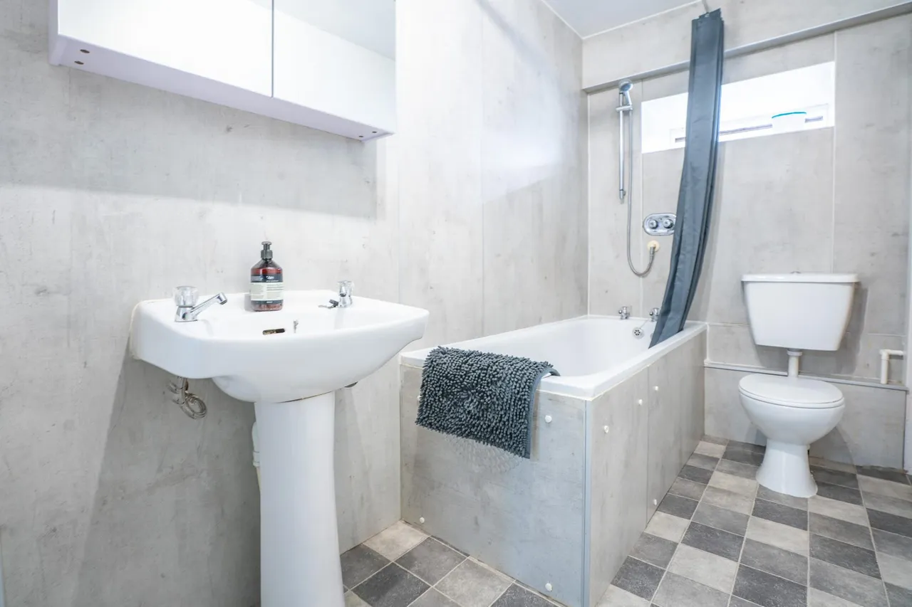 Clifton Road, Hilton, AB24, photo 11