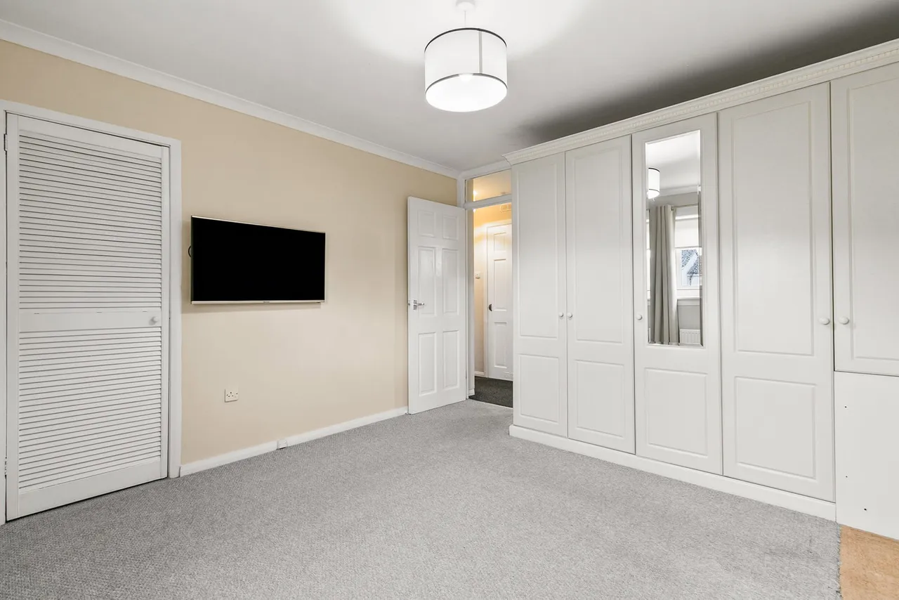 Glenfruin Road, Blantyre, G72, photo 8