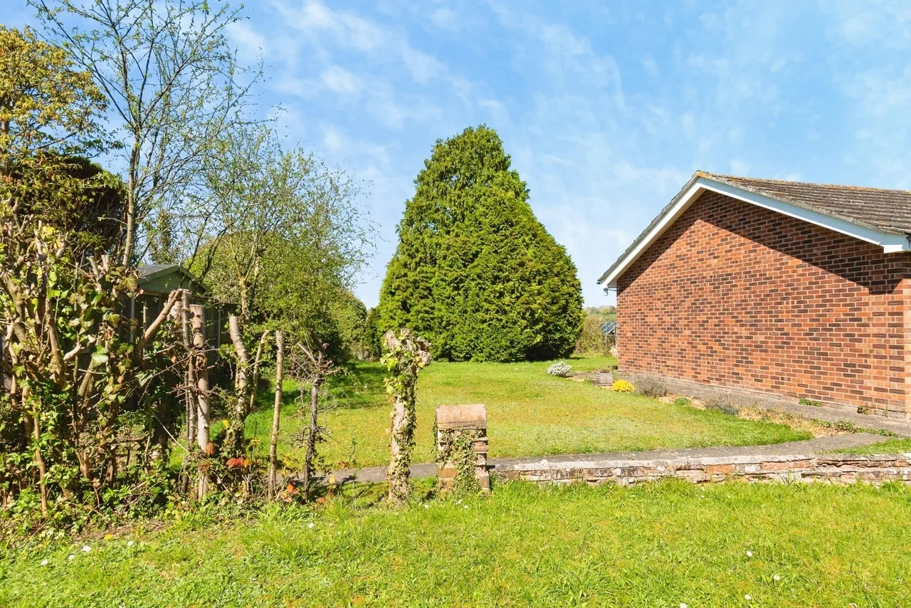 Marlborough Drive, Sudbury, Suffolk, CO10, photo 3