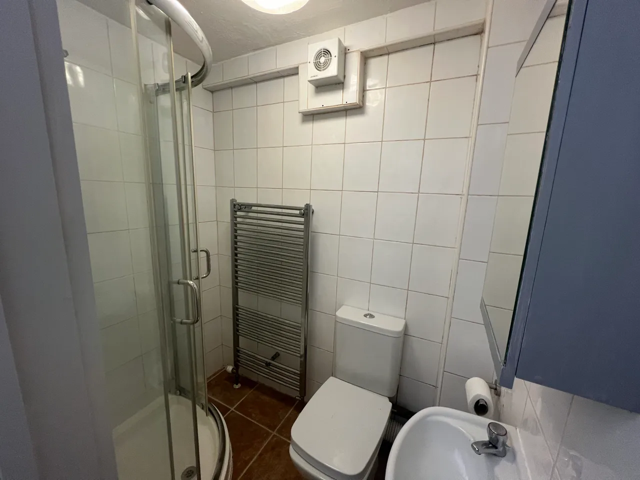 The Warren, Aldershot, Hampshire, GU11 3AB, photo 8