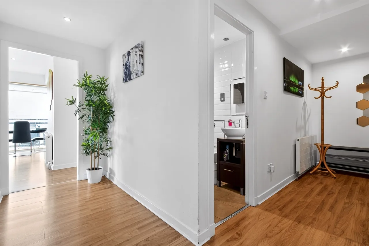 Meadowside Quay Walk, Glasgow, G11, photo 11