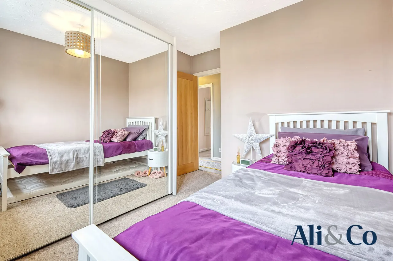 Francisco Close, Grays, Essex, RM16 6YE, photo 11