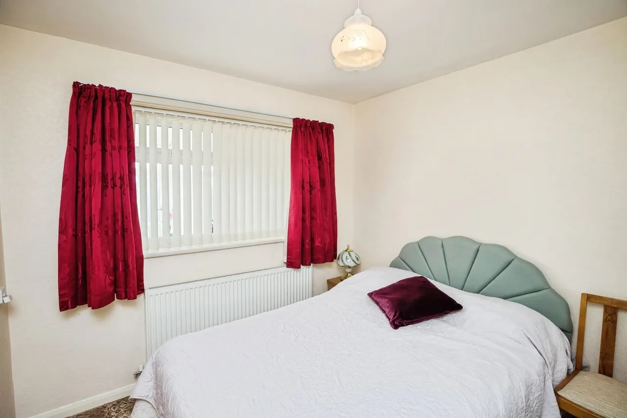Ffordd Cynan, Borras, LL12, photo 12