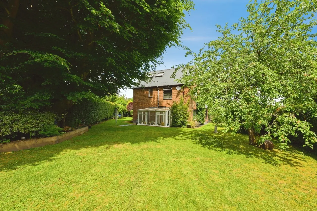Kearton Close, Kenley, CR8, photo 9