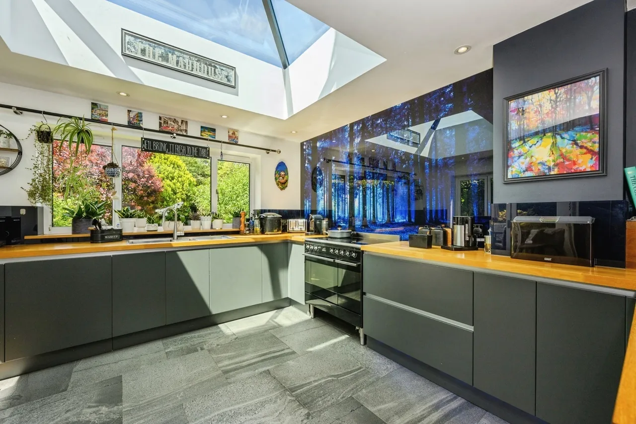 Kearton Close, Kenley, CR8, photo 4