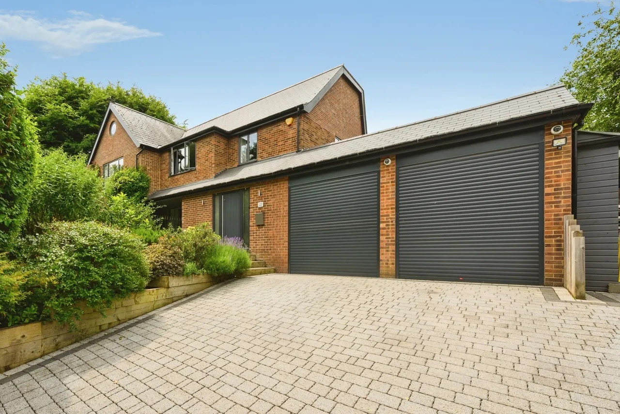 5 bed house for sale — Kearton Close, Kenley, CR8