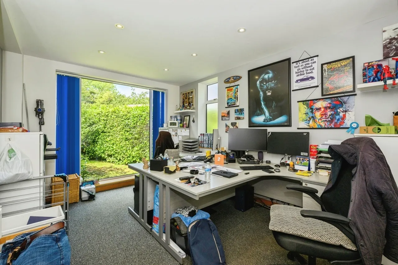 Kearton Close, Kenley, CR8, photo 19